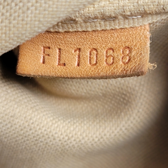 Louis Vuitton Damier Azure Mini Bag Pouch - Picture 5 of 11